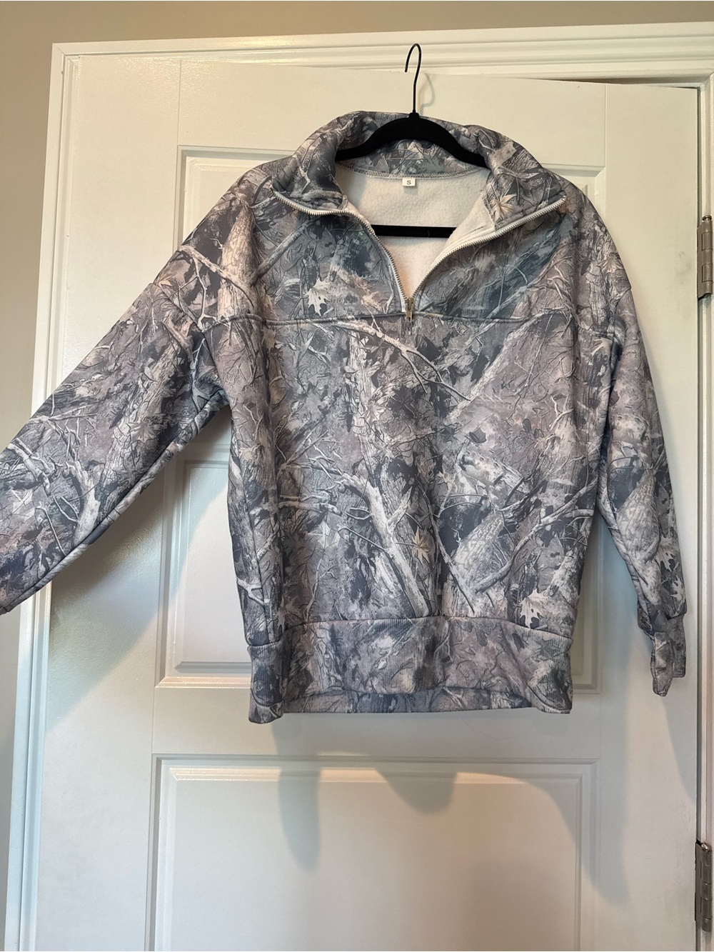 SHEIN Kids Gray Camo Half-Zip Puffer Pullover
